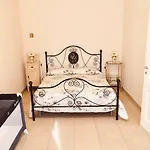 Casa Gio, *